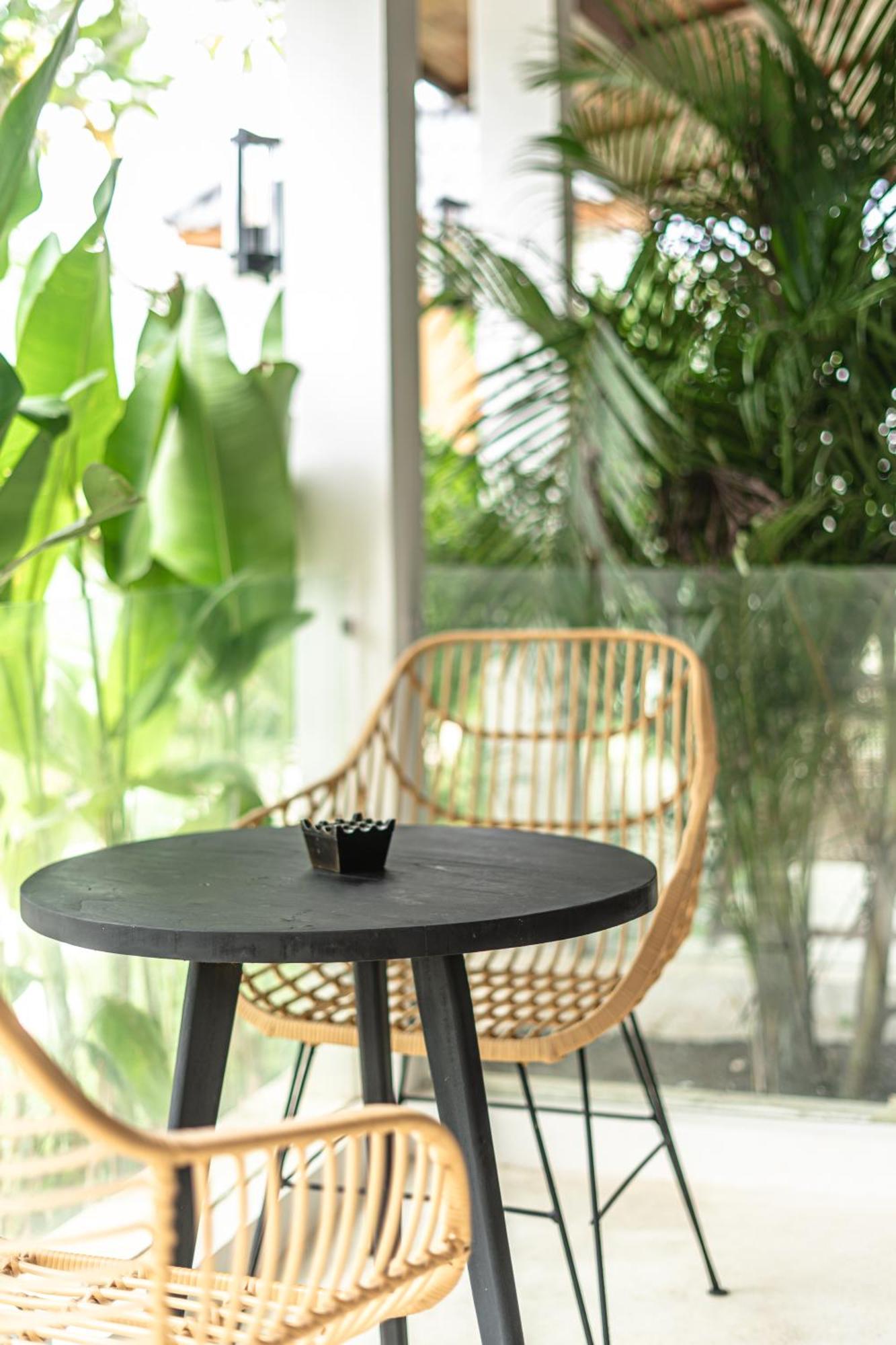 Sarang Apartments By Evdekimi Ubud Quarto foto